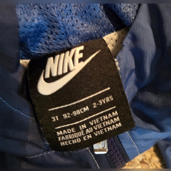 Nike Full Zip Toddler Jacket Size 3T  *see pics* - Picture 6 of 6